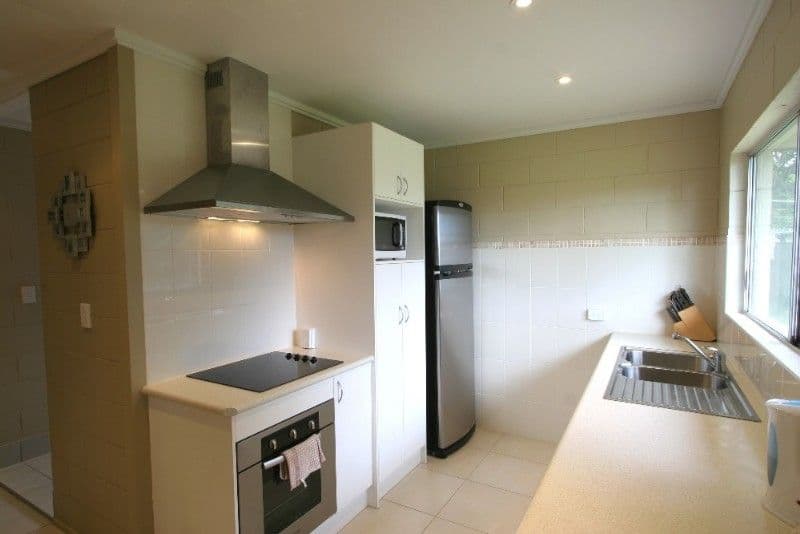 38 McLachlan Drive, AVENELL HEIGHTS QLD 4670, Avenell Heights - Image 1