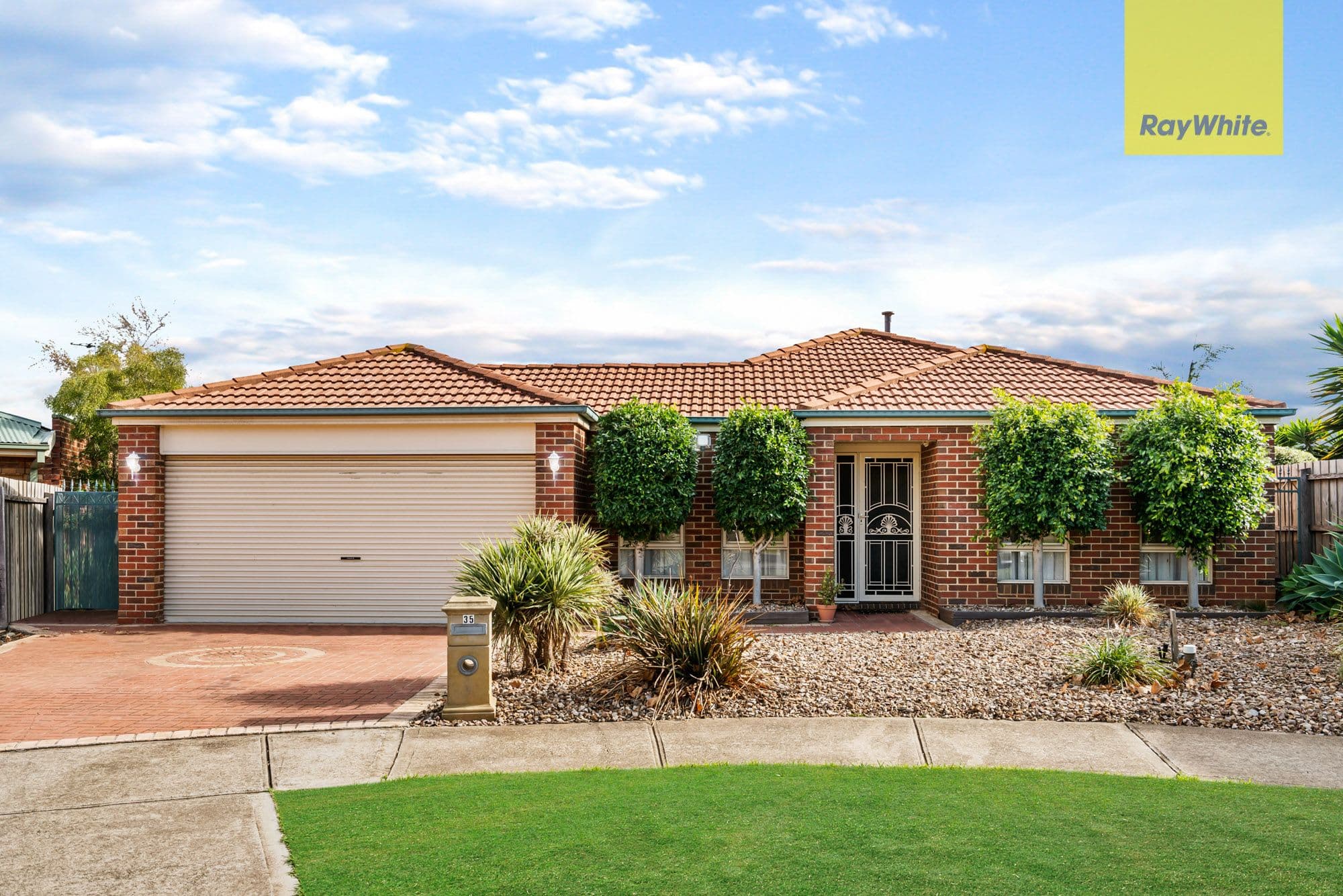 35 Perceval Crescent, Taylors Lakes VIC 3038, Taylors Lakes - Image 1