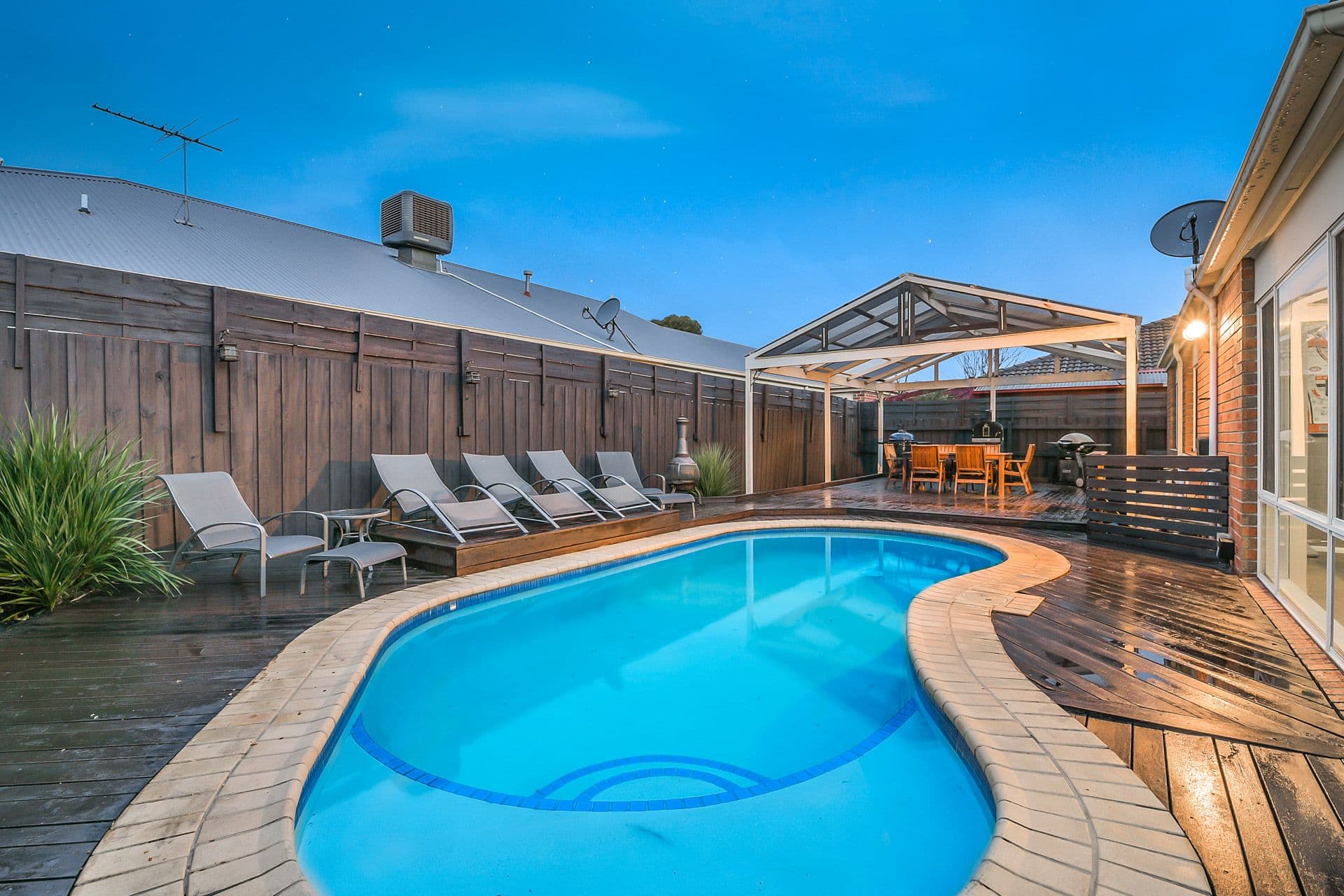 6 McCubbin Way, Berwick VIC 3806, Berwick - Image 1