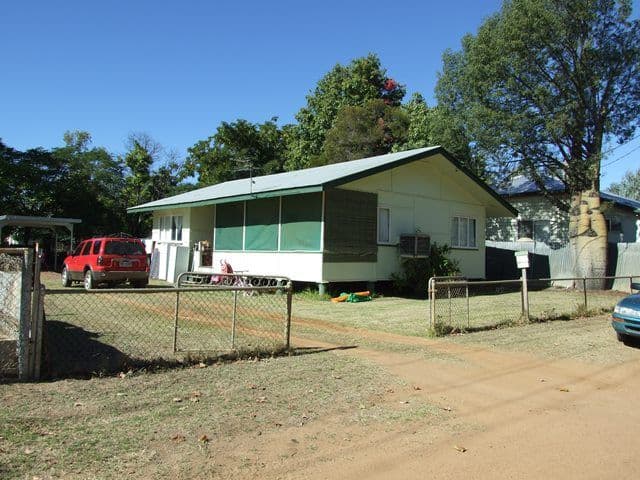 1 Spring Lane, BLACKALL QLD 4472, Blackall - Image 1