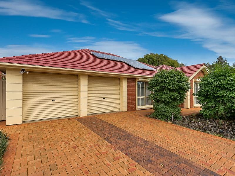 404/569-571 Charlton Esplanade, Urangan, Urangan - Image 1