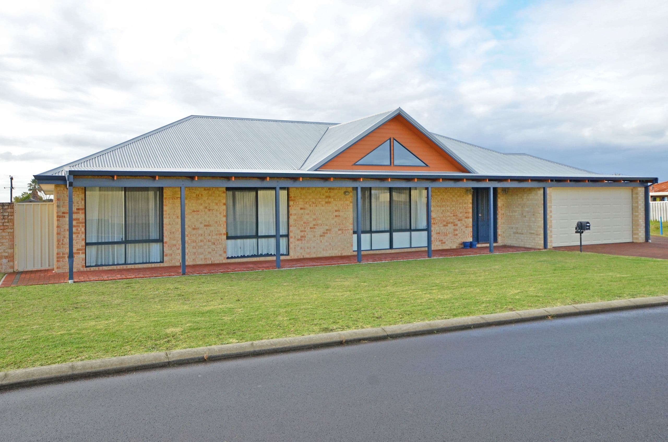 2 O'Keefe Parade, McKail WA 6330, McKail - Image 1