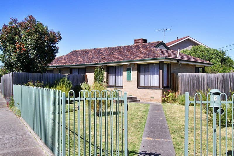 7 Kemp Avenue, THOMASTOWN VIC 3074, Thomastown - Image 1
