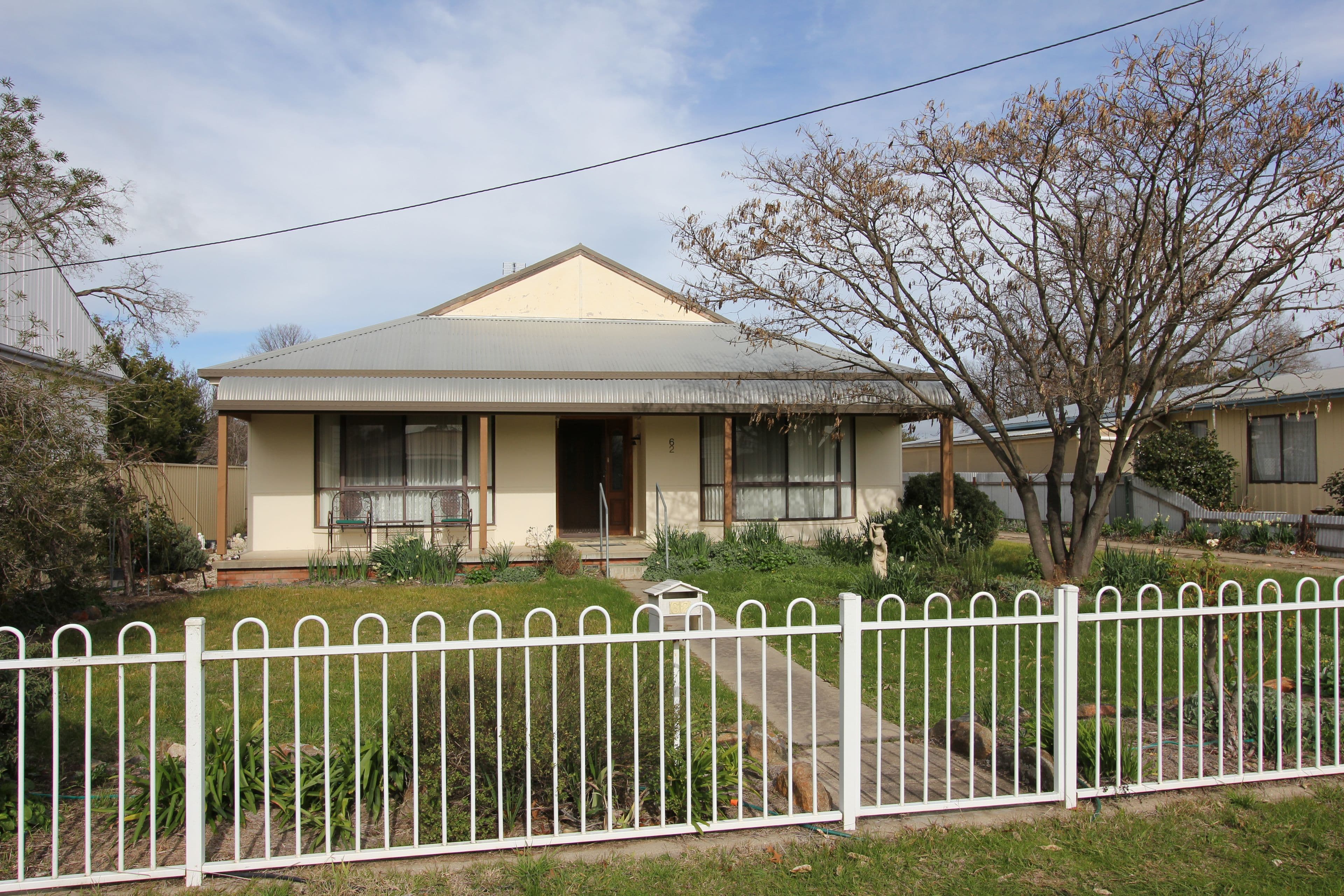 62 South Street, Boorowa - Image 1