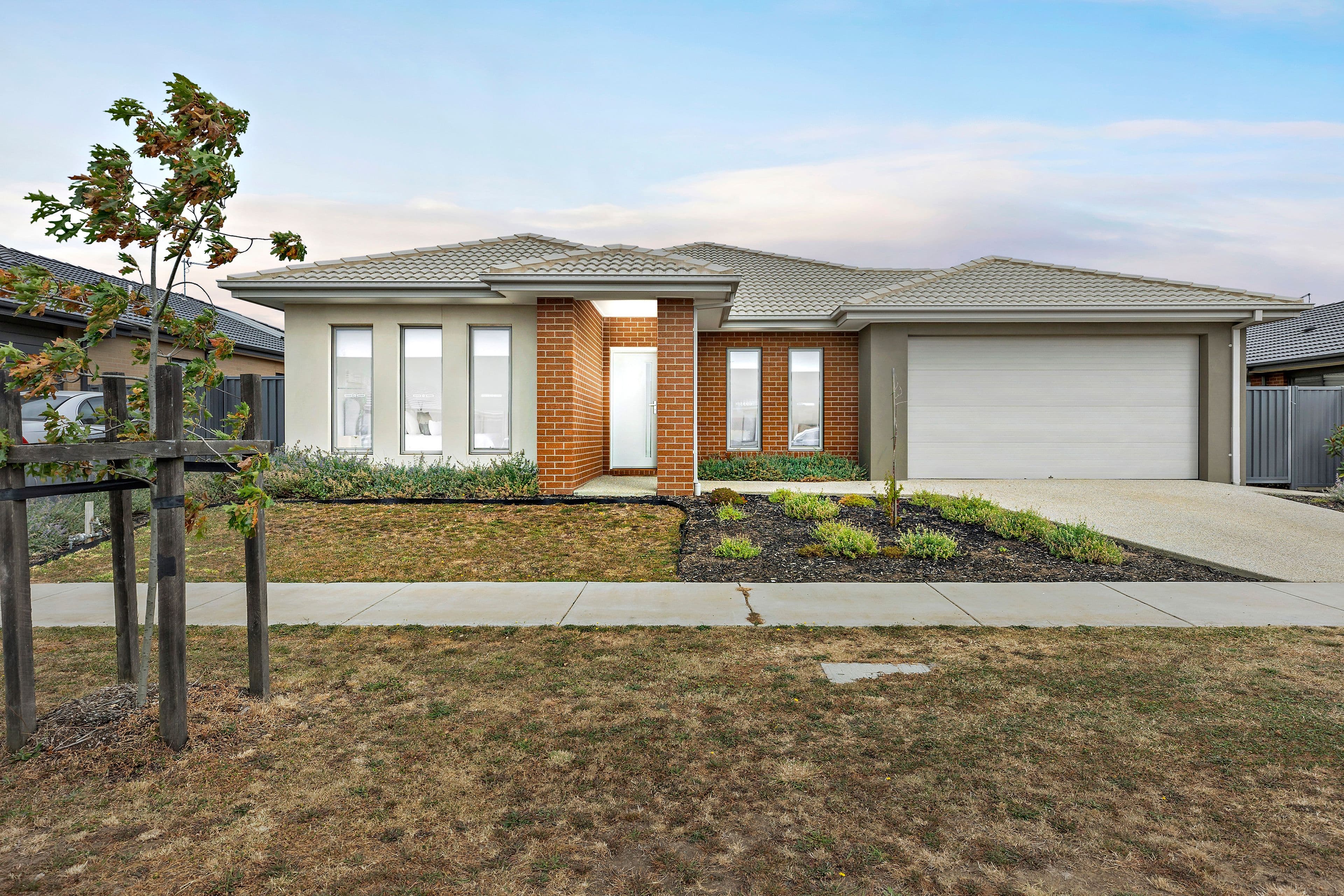 17 Lugano Avenue, Alfredton VIC 3350, Alfredton - Image 1
