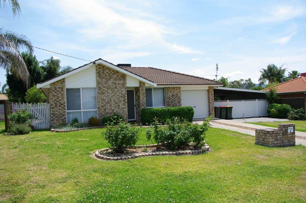 8 Grant Street, KOOTINGAL NSW 2352, Kootingal - Image 1