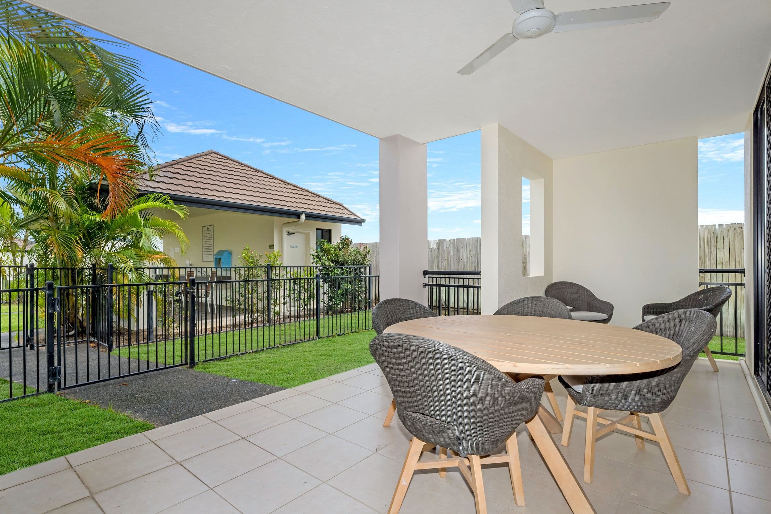 6-24 Henry Street, West End QLD 4810, West End - Image 1