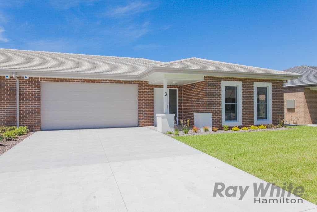 20 Heron Circuit, Fullerton Cove NSW 2318, Fullerton Cove - Image 1
