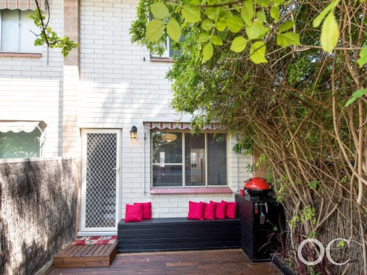 3/73 Park Street, Hyde Park - Image 1