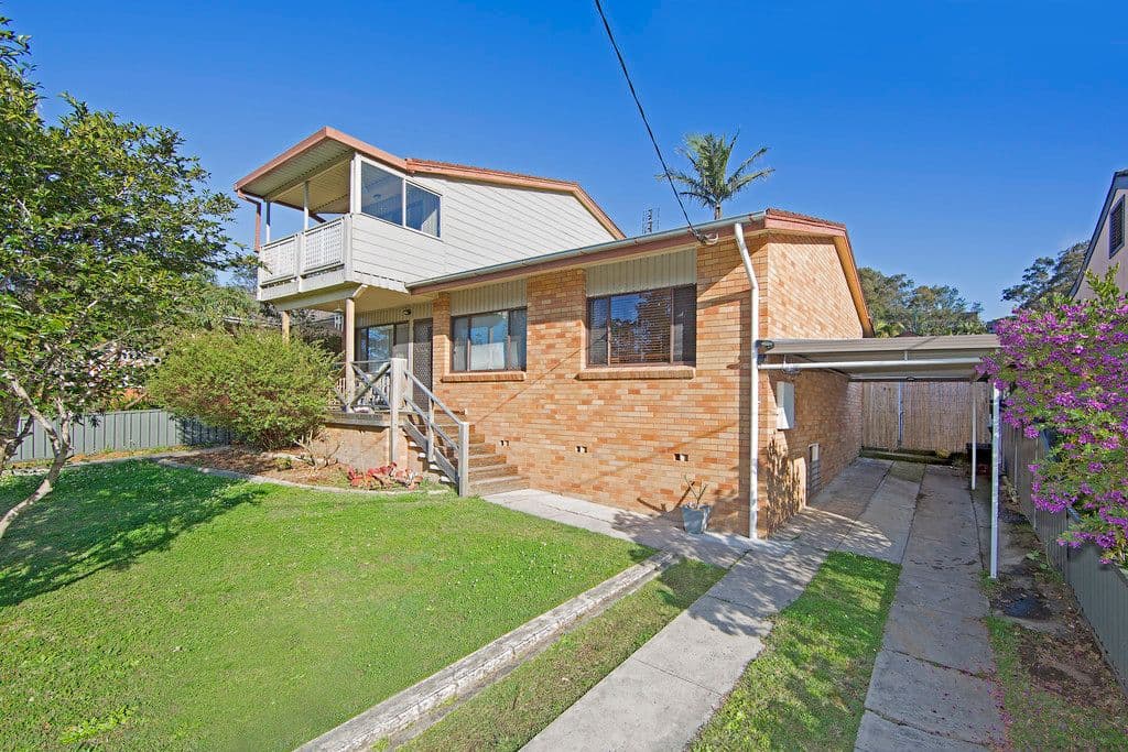 36 Rays Road, Bateau Bay NSW 2261, Bateau Bay - Image 1