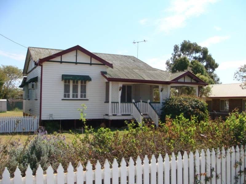15 Colamba Street, CHINCHILLA QLD 4413, Chinchilla - Image 1