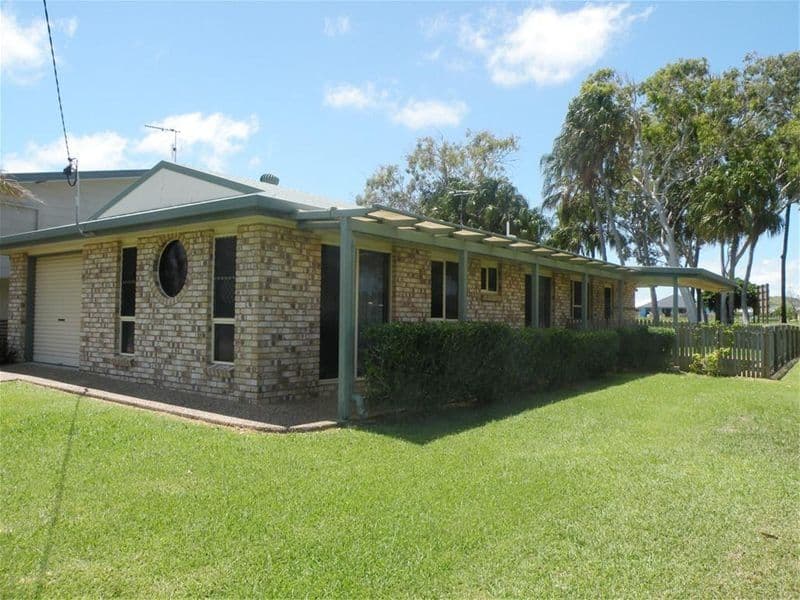 27 Pinnacle Street, CAUSEWAY LAKE QLD 4703, Causeway Lake - Image 1