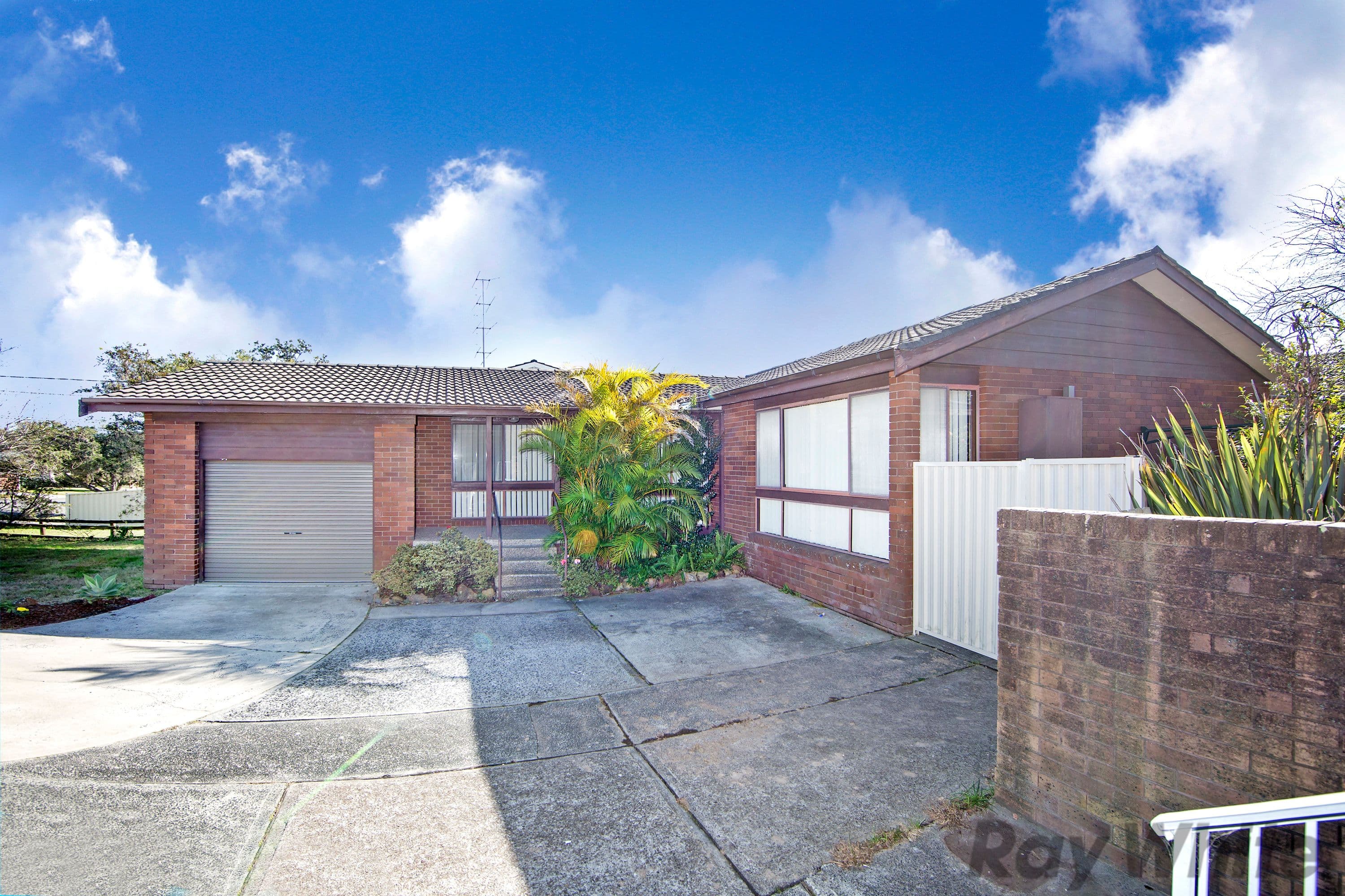 47 Mary Street, Gorokan - Image 1