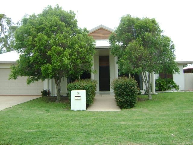 3 Seaside Place, BLACKS BEACH QLD 4740, Blacks Beach - Image 1