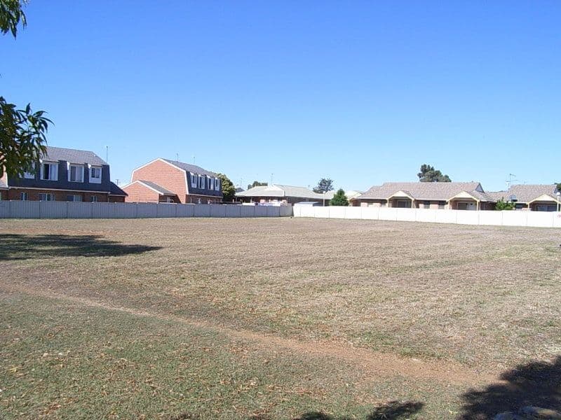 23-25 Links Avenue, TAMWORTH NSW 2340, South Tamworth - Image 1