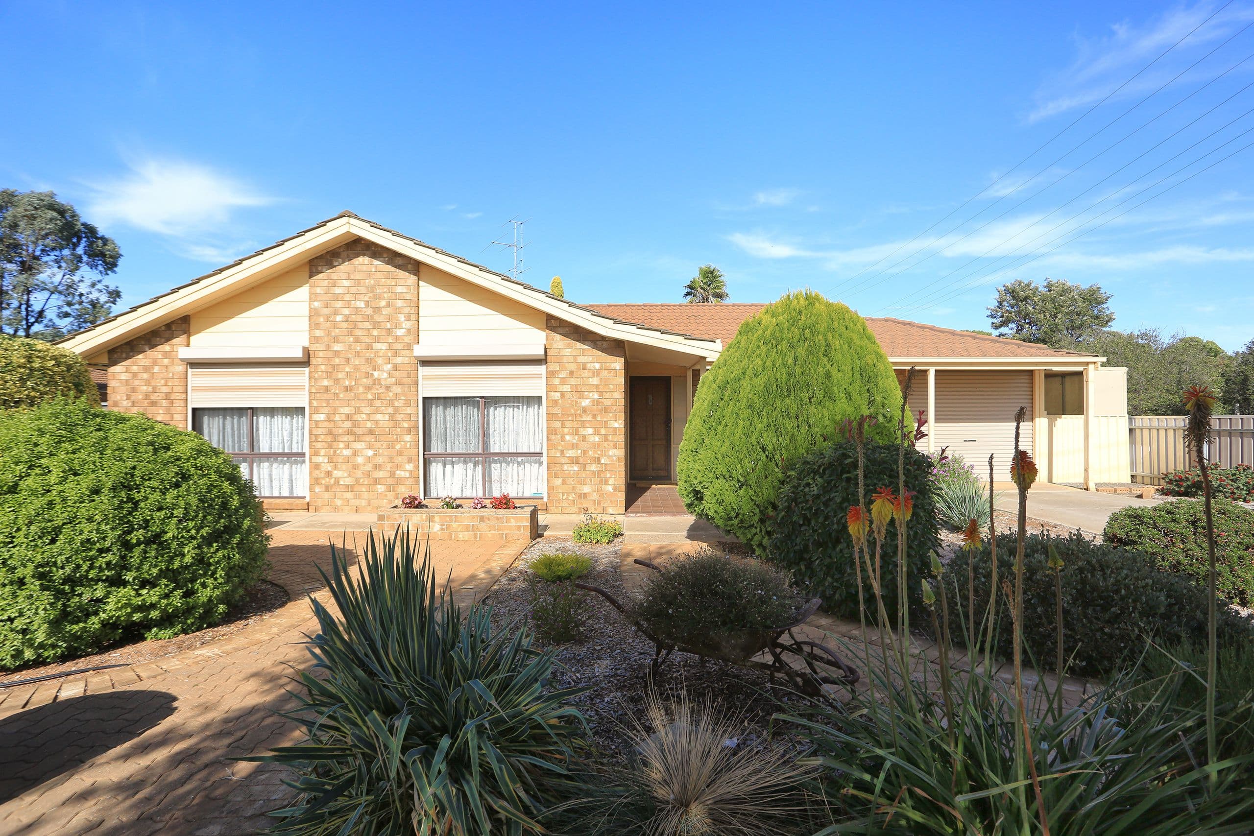 10 Thomas Street, Saddleworth SA 5413, Saddleworth - Image 1