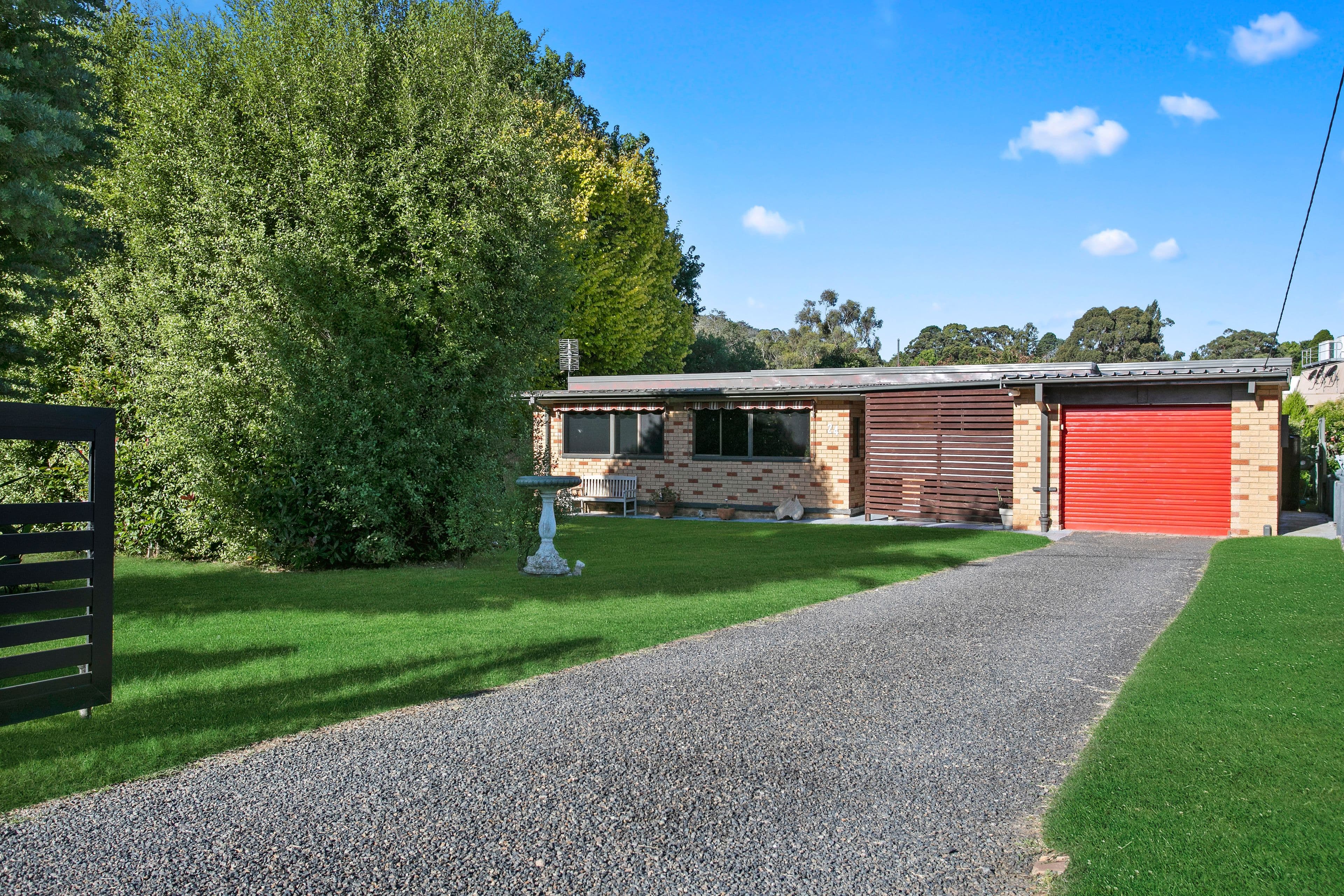 24 Henderson Avenue, Mittagong NSW 2575, Mittagong - Image 1