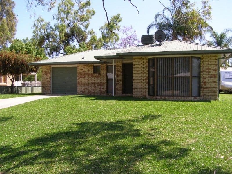 7 Jacaranda Drive, GOONDIWINDI QLD 4390, Goondiwindi - Image 1