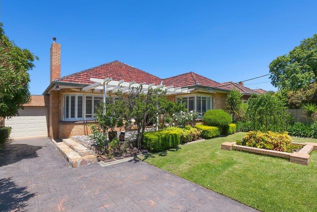 8 Wallace Avenue, Murrumbeena VIC 3163, Murrumbeena - Image 1
