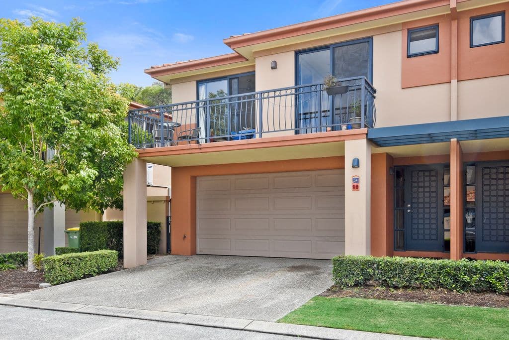 Apartment 95 'Varsity Shores' 4 University Drive, ROBINA QLD 4226, Robina - Image 1
