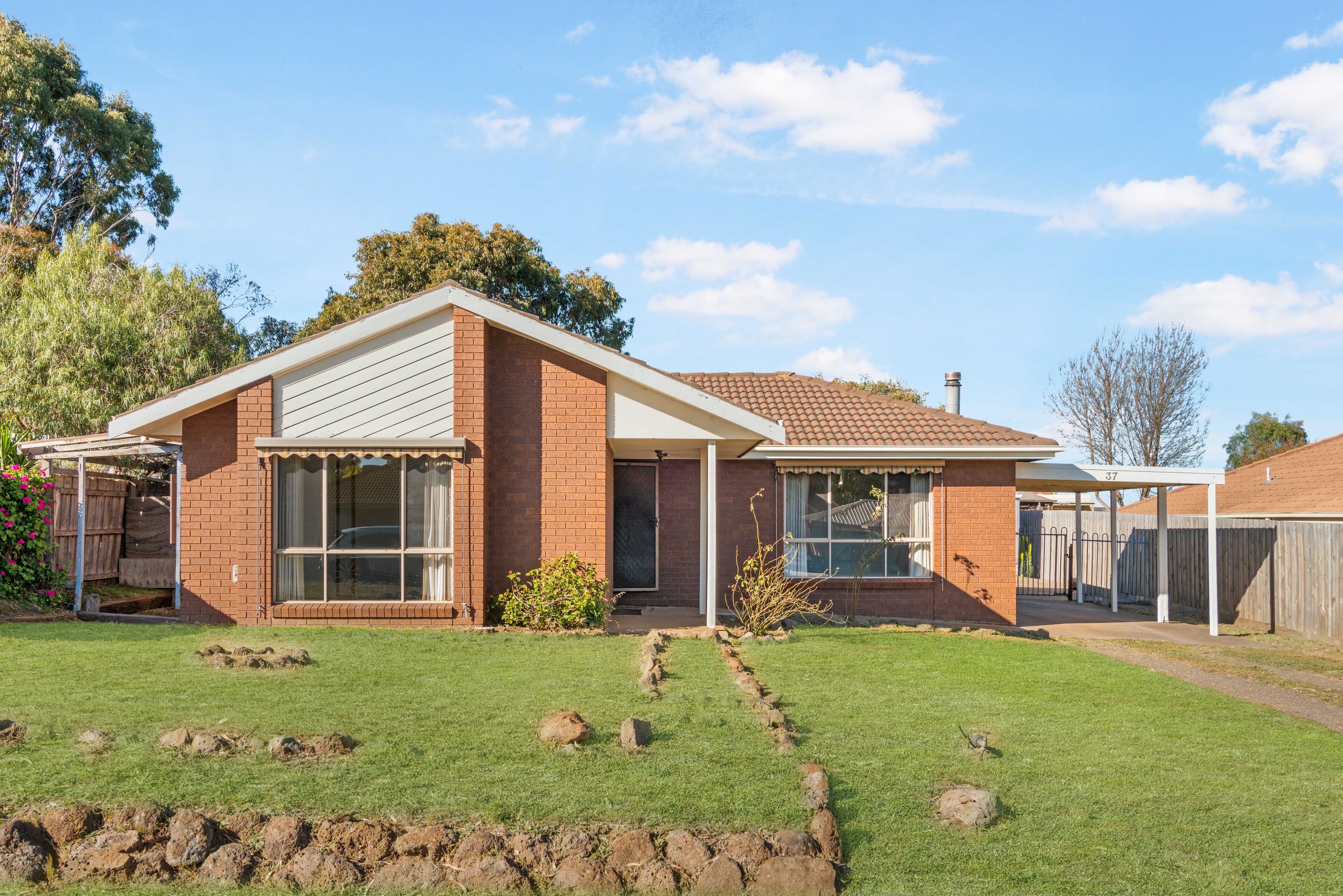 37 Underbank Boulevard, Bacchus Marsh VIC 3340, Bacchus Marsh - Image 1