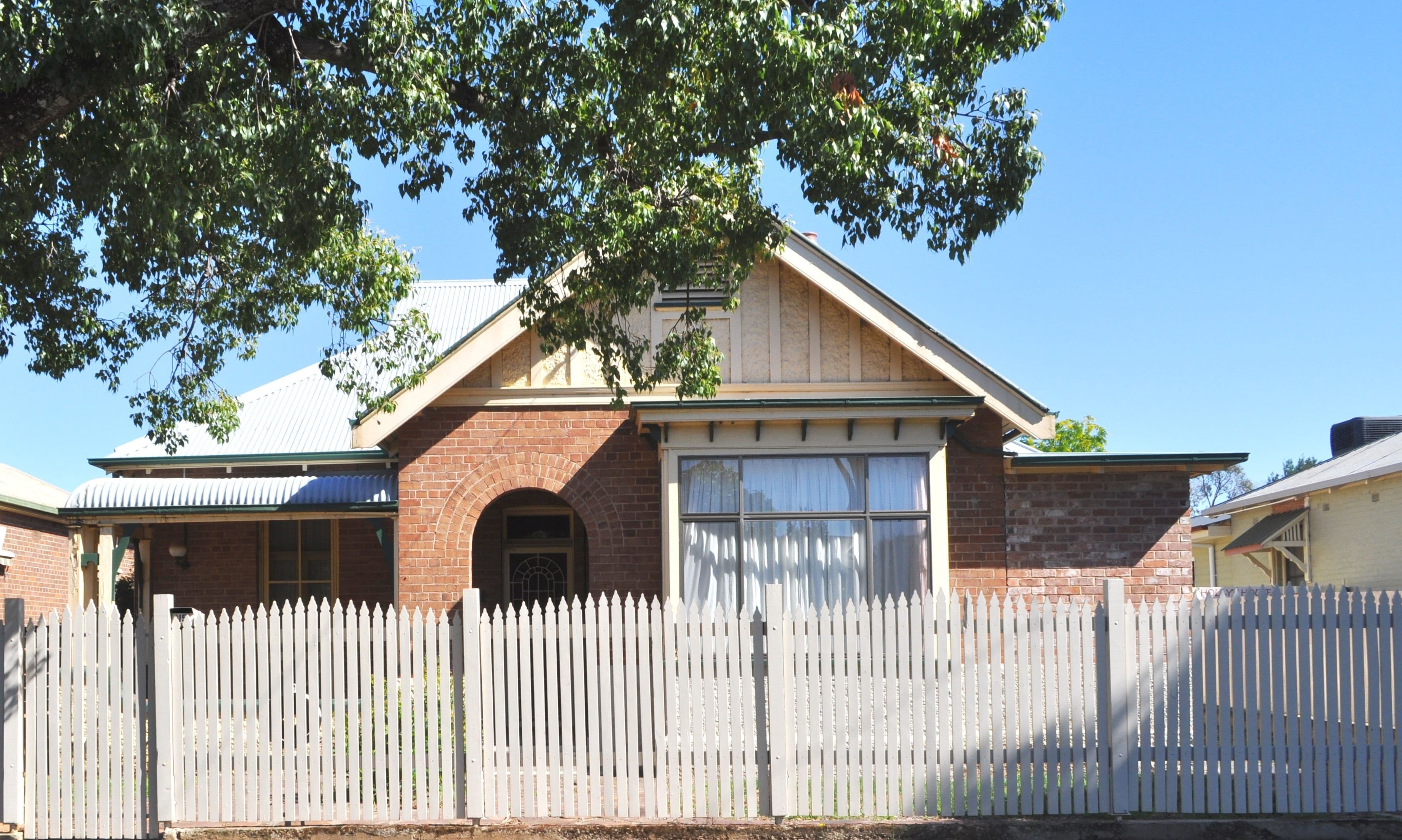 15 Parker Street, Cootamundra - Image 1