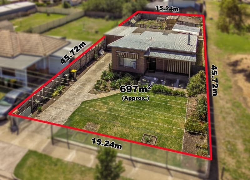 70 Oberon Avenue, St Albans VIC 3021, St Albans - Image 1