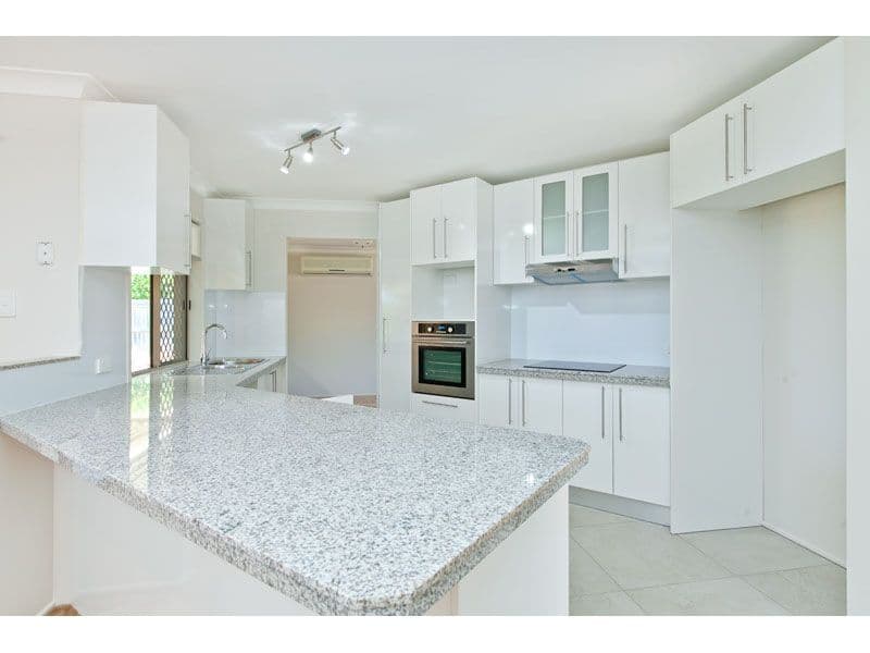 9 Byng Road, BIRKDALE QLD 4159, Birkdale - Image 1
