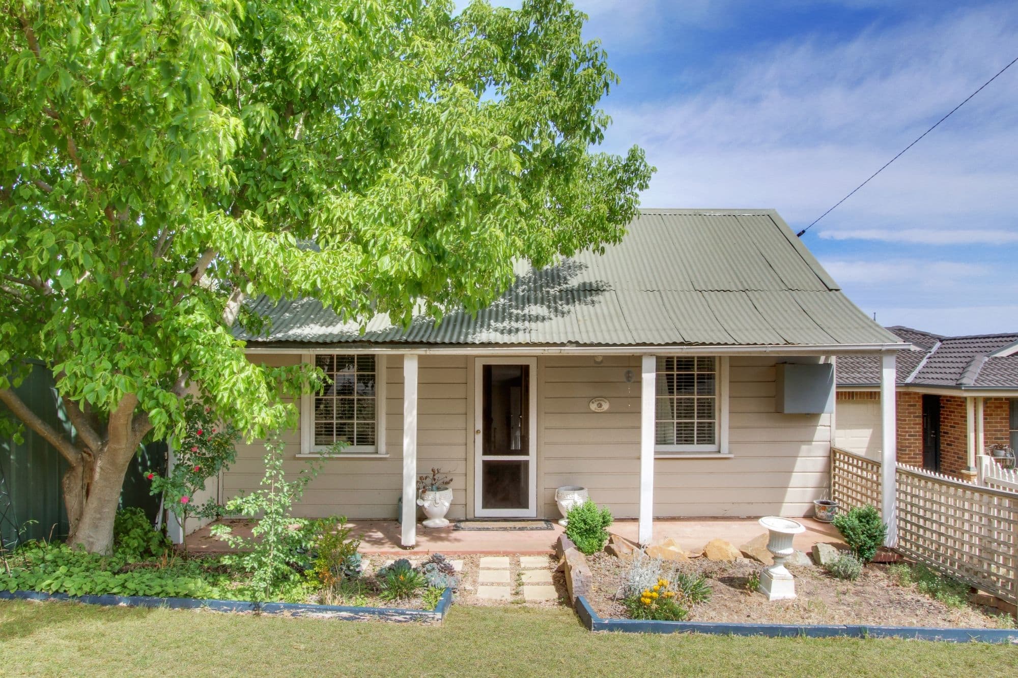 6 Eleanor Street, Goulburn - Image 1