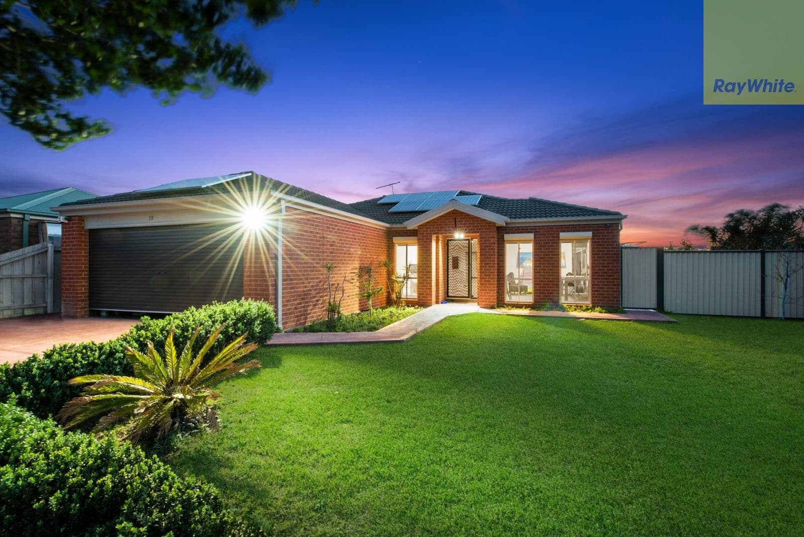19 Johnston Way, Taylors Hill VIC 3037, Taylors Hill - Image 1