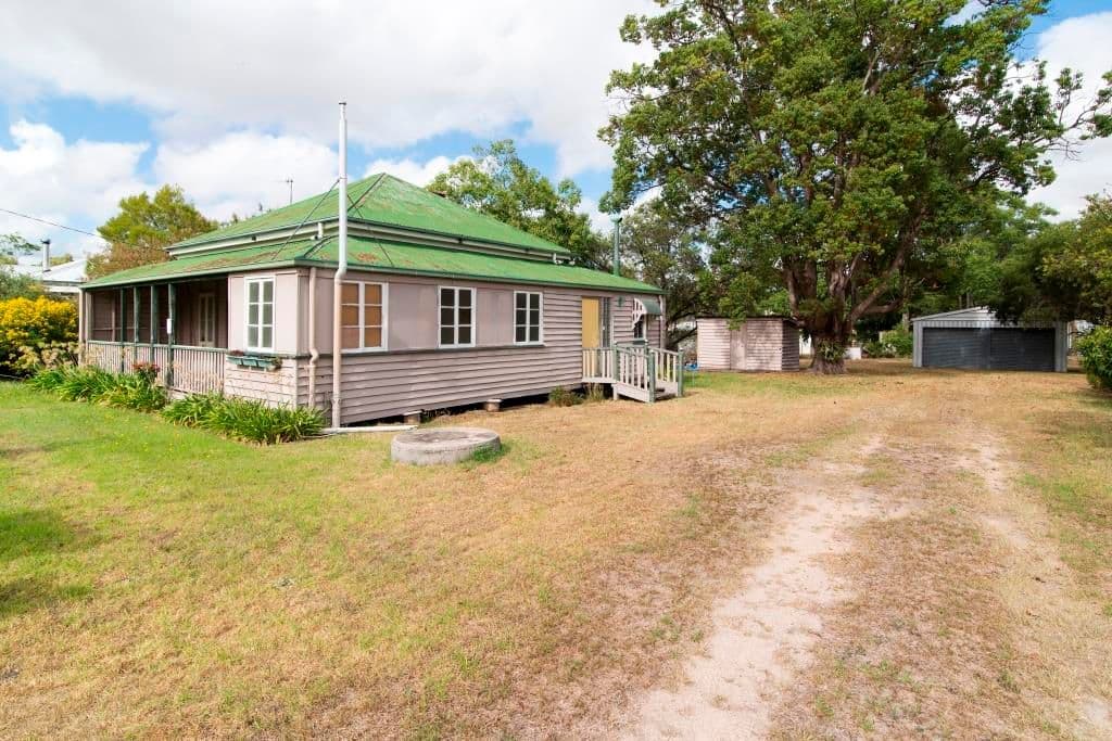 7 Esk Street, CROWS NEST QLD 4355, Crows Nest - Image 1