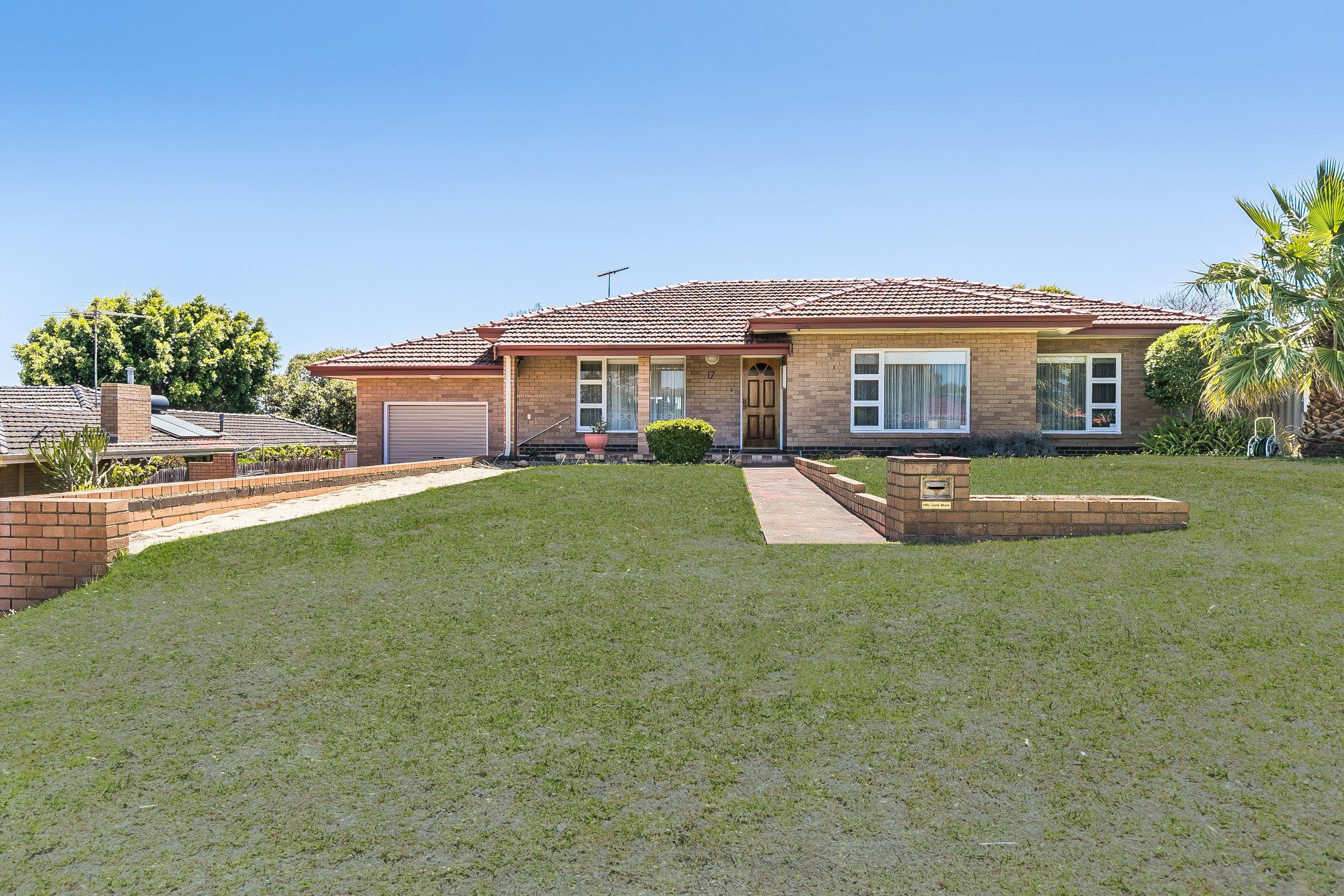 17 Bitton Street, Hamilton Hill WA 6163, Hamilton Hill - Image 1