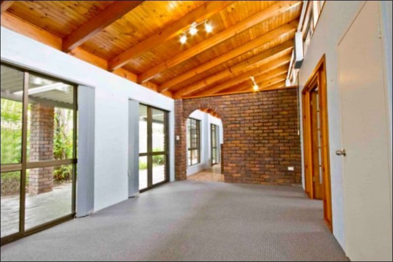 5 Zamia Court, DECEPTION BAY QLD 4508, Deception Bay - Image 1