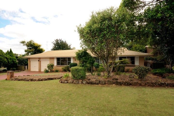 27 Hazel Street, CENTENARY HEIGHTS QLD 4350, Centenary Heights - Image 1