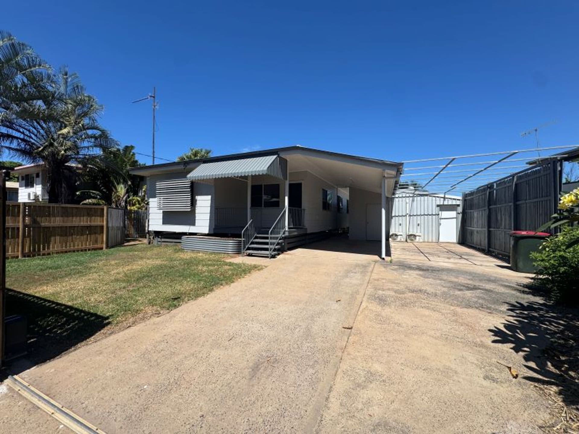 17 Barraclough Crescent, Moranbah, QLD, 4744, Moranbah - Image 1