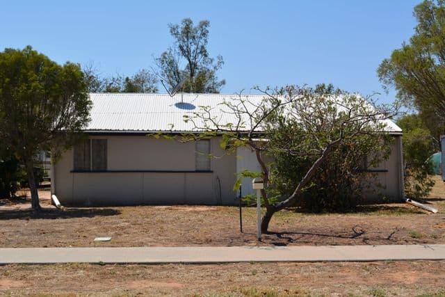 27 Hawthorn Street, Blackall QLD 4472, Blackall - Image 1
