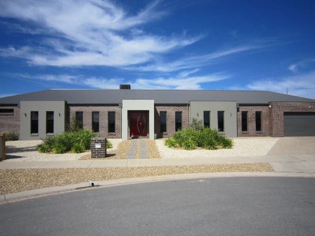 4 Grange Court, ECHUCA VIC 3564, Echuca - Image 1