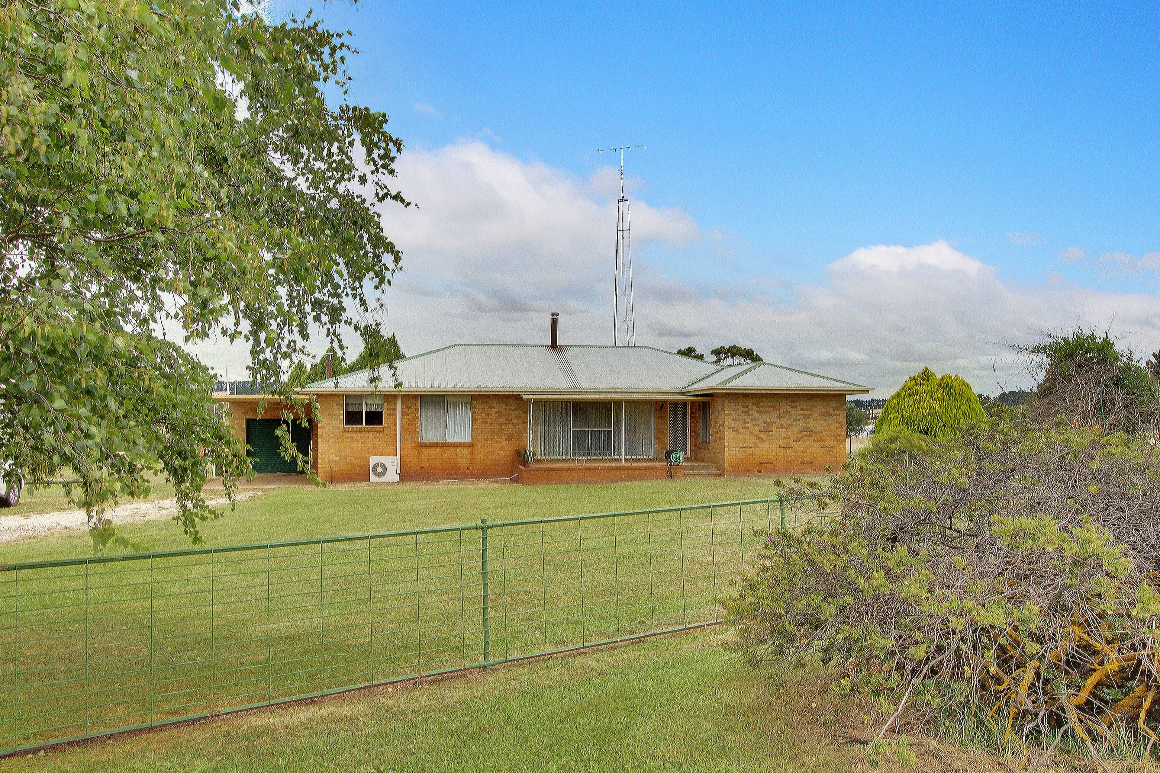 37 Laggan Road, Crookwell - Image 1