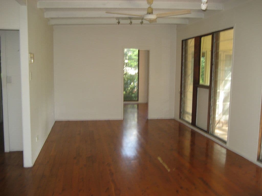 12 Lakeview Parade, Tweed Heads South - Image 1