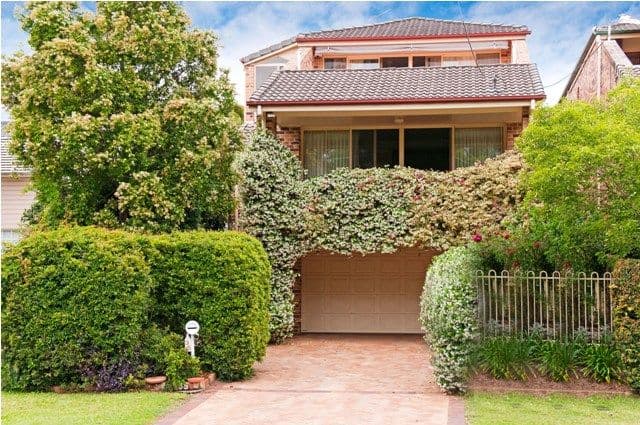 35 Macquarie Street, ST LUCIA QLD 4067, St Lucia - Image 1