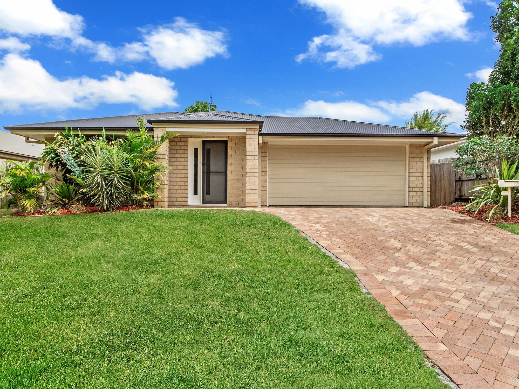 11 Craigs Way, Maudsland QLD 4210, Maudsland - Image 1