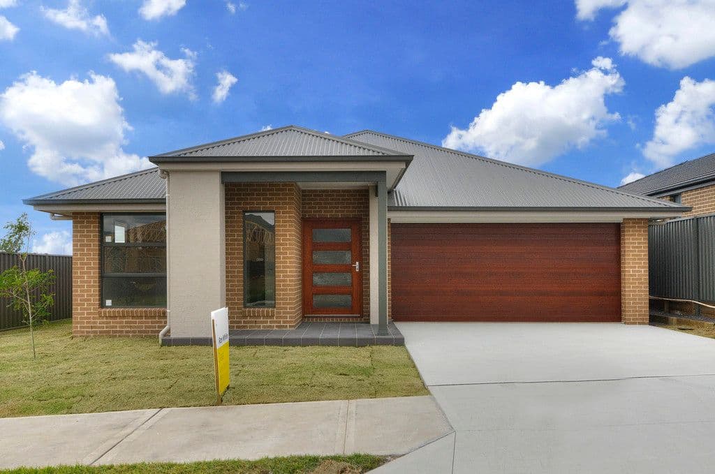 12 Morson Avenue, HORSLEY NSW 2530, Horsley - Image 1