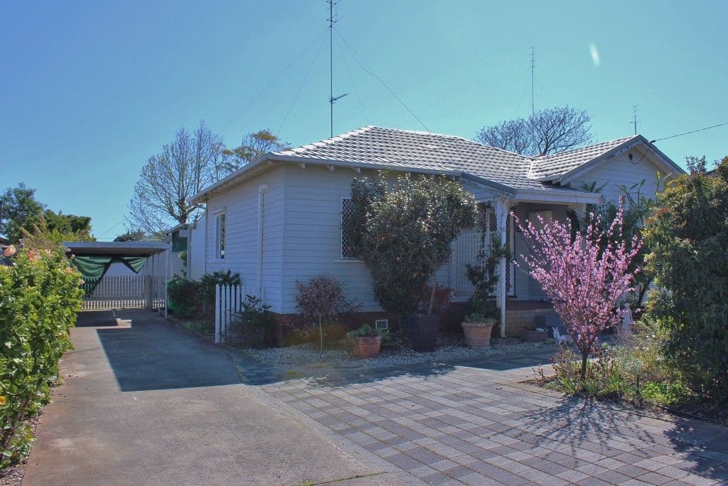 18 Teeluk Road, Carey Park WA 6230, Carey Park - Image 1