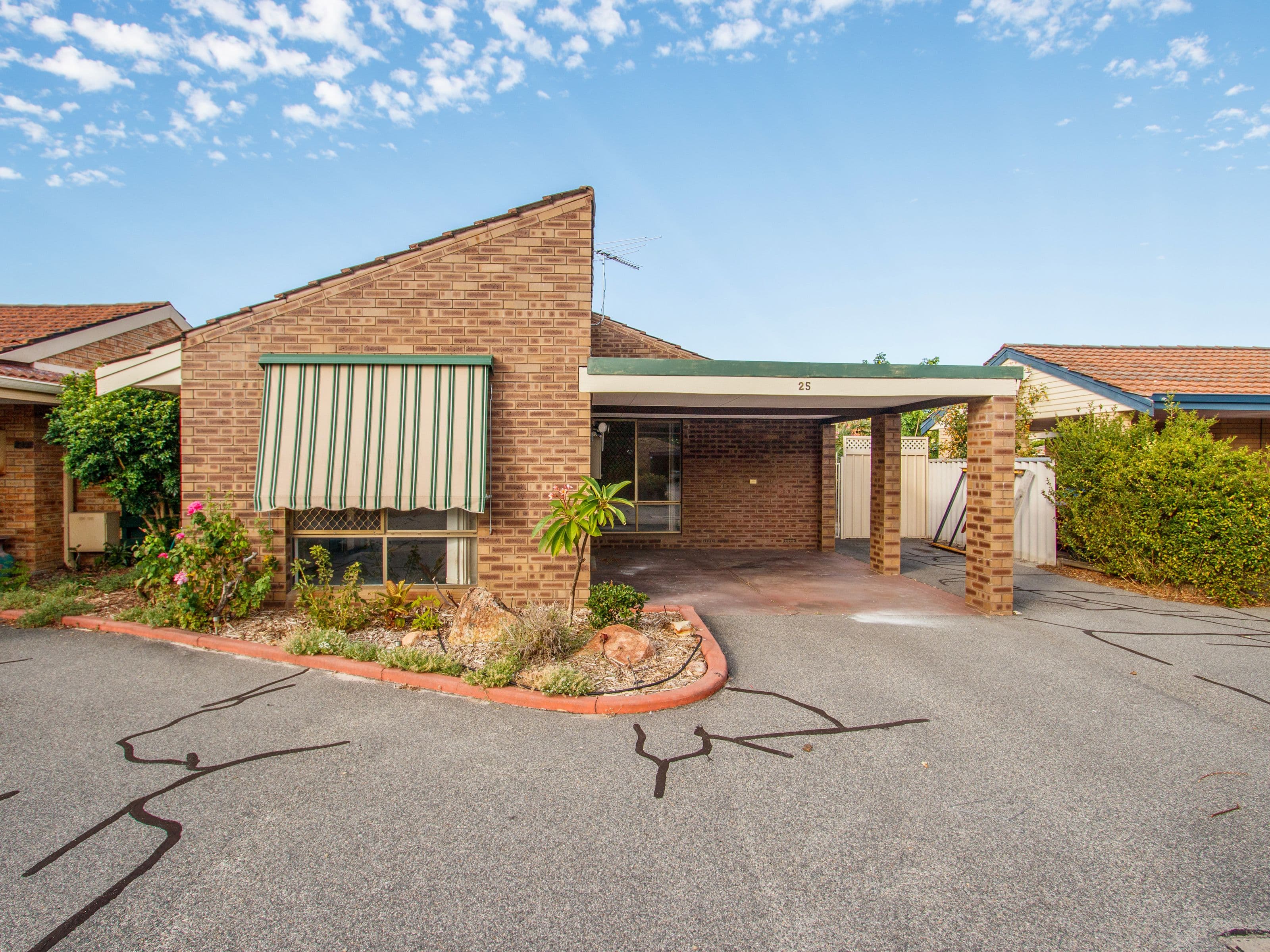 25 Davesia Mews, Ferndale WA 6148, Ferndale - Image 1
