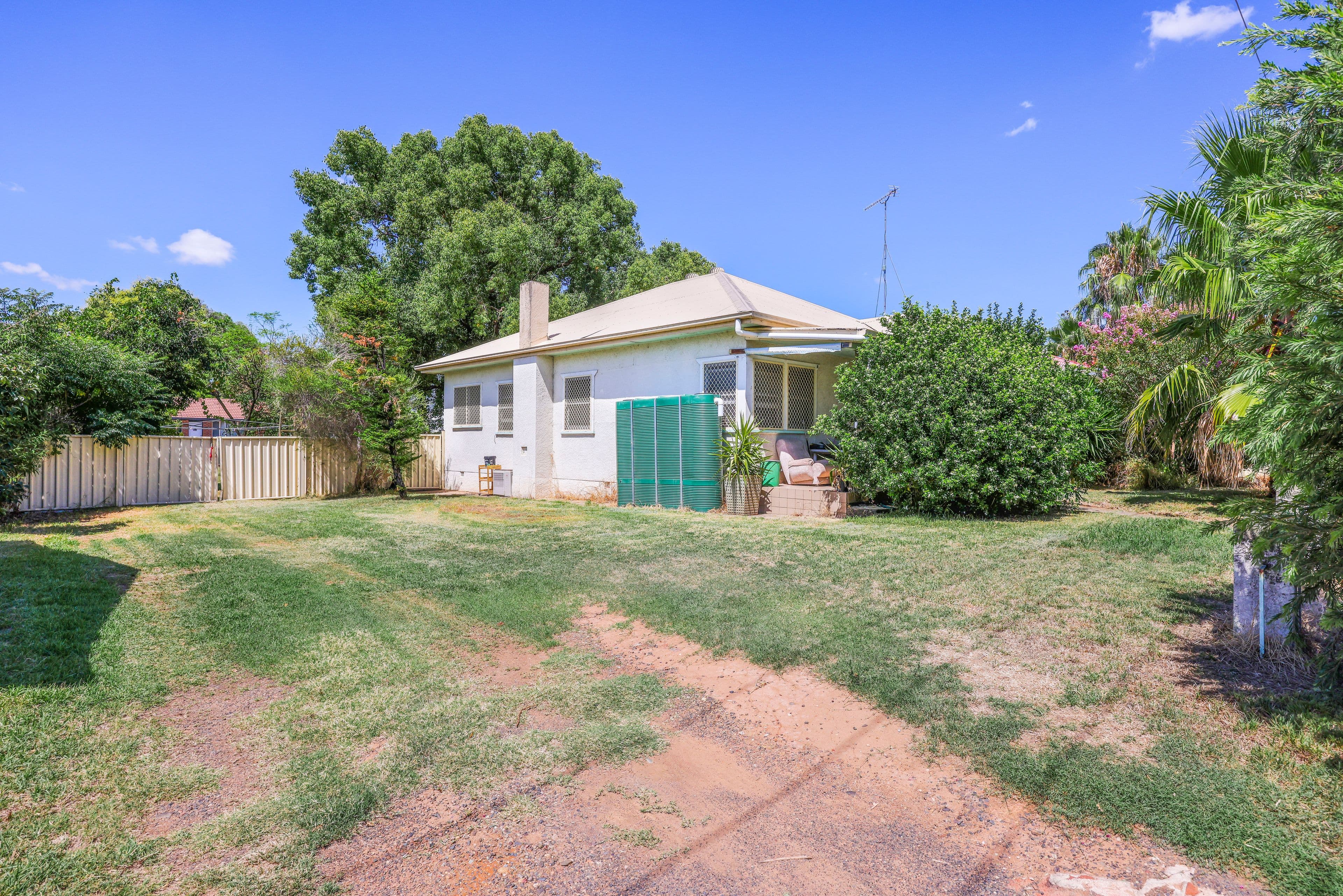2 Alice Street, Tamworth NSW 2340, South Tamworth - Image 1