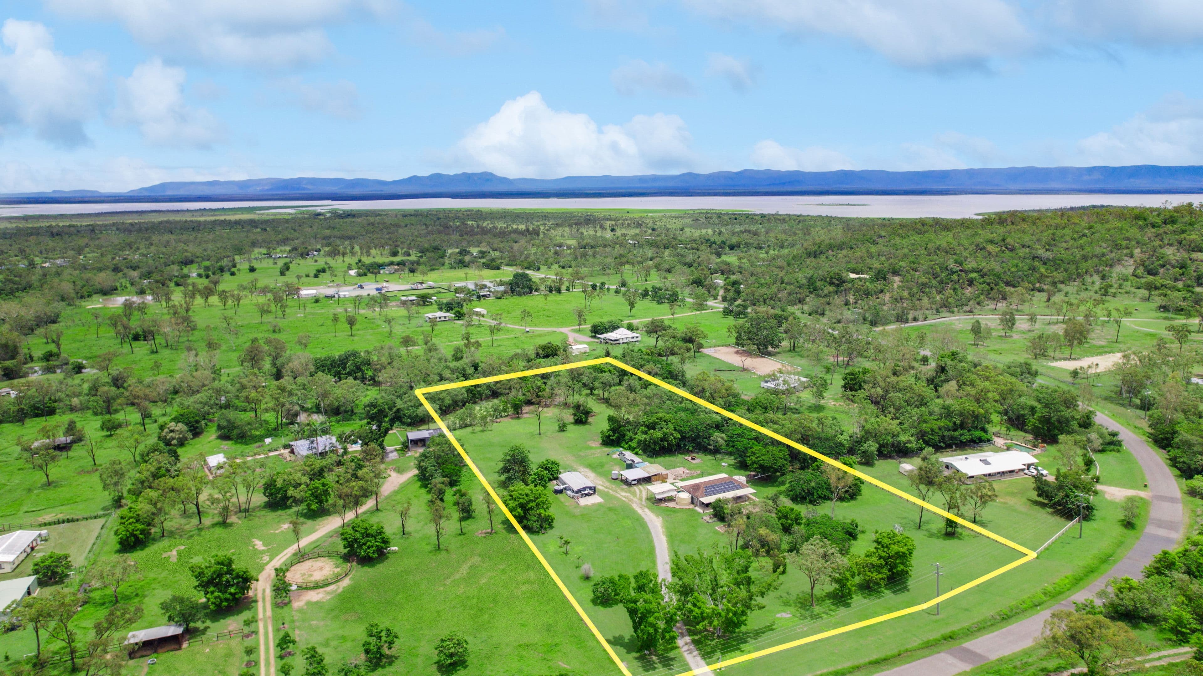 8 Brady Road, Oak Valley QLD 4811, Oak Valley - Image 1