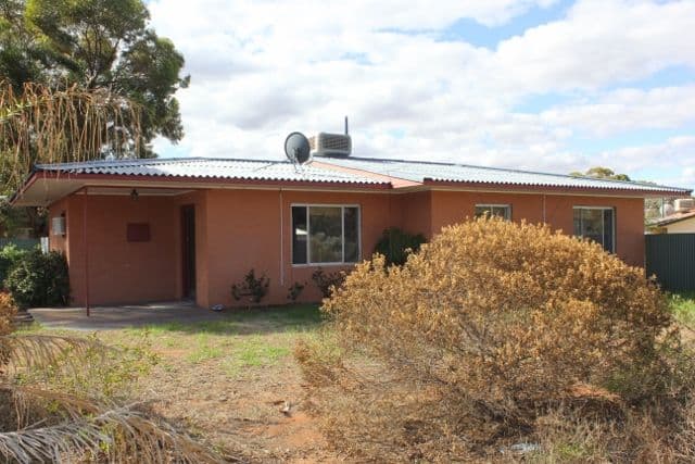 2 Dundas Court, KAMBALDA WEST WA 6442, Kambalda West - Image 1