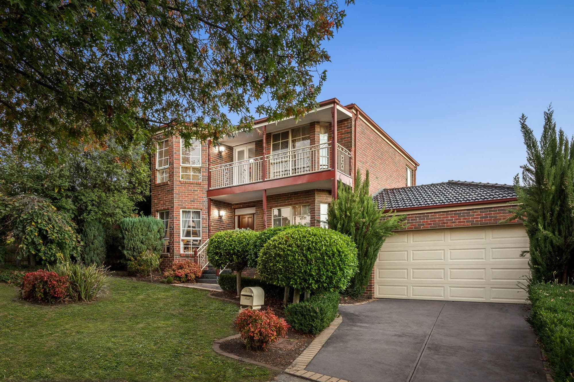 17 Westminster Close, Blackburn South VIC 3130, Blackburn South - Image 1
