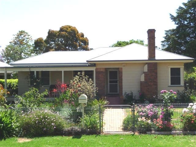 24 Lydwin Crescent, EAST TOOWOOMBA QLD 4350, East Toowoomba - Image 1