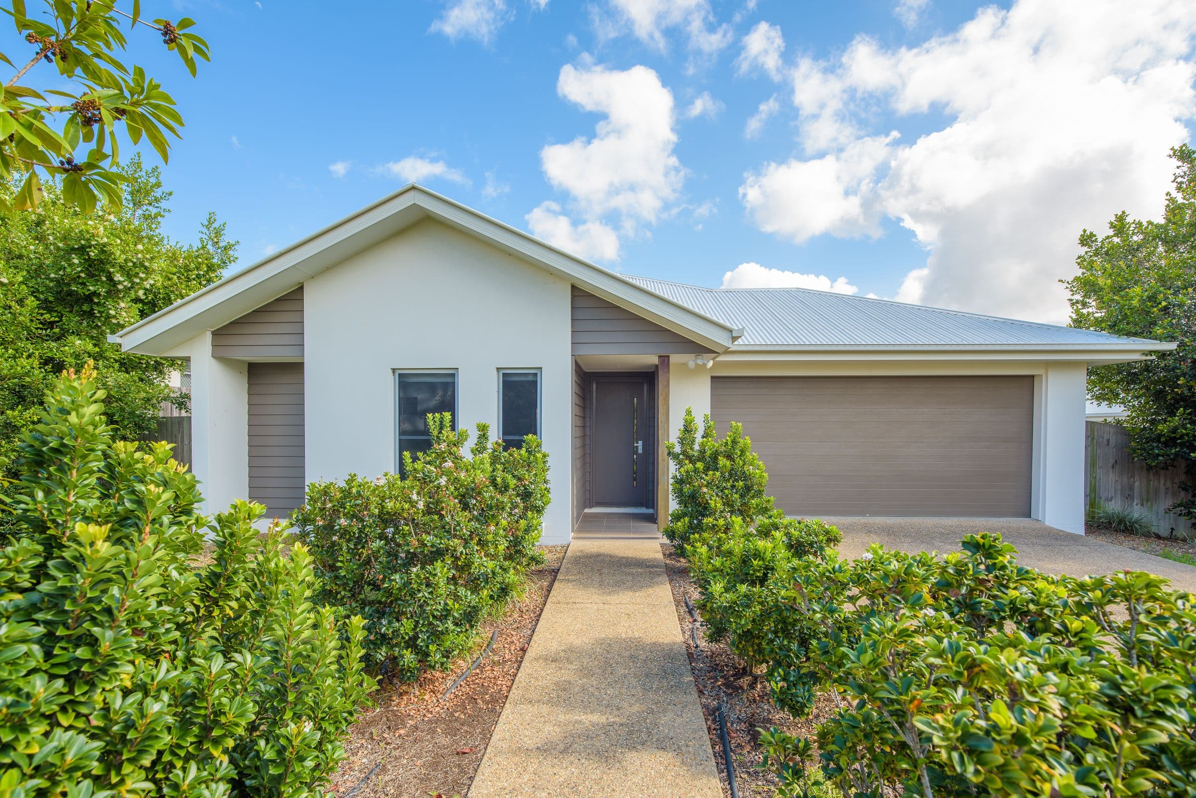6 Iris Road, Kirkwood QLD 4680, Kirkwood - Image 1